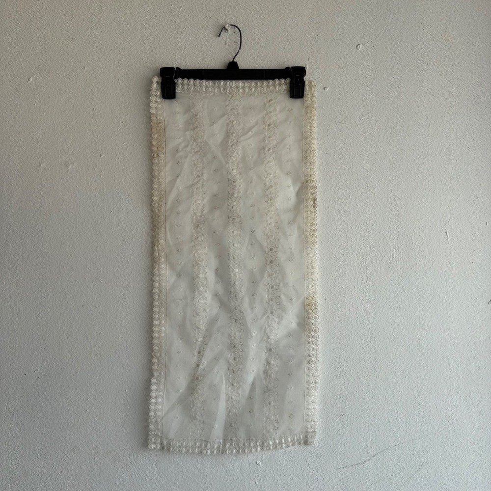 Vintage Sheer Lace Table Runner Embroidered Cottagecore Vanity Scarf‎ 30x14